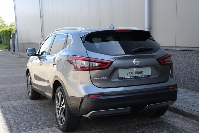 Nissan QASHQAI 1.3 DIG-T N-Connecta | Panoramisch glazen dak | Cruise control | parkeersensor voor en achter |