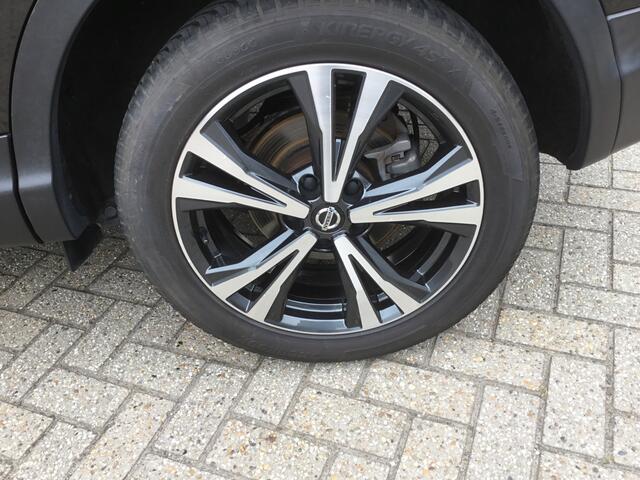 Nissan QASHQAI 1.3 DIG-T 163 DCT N-Connecta+Design Pack