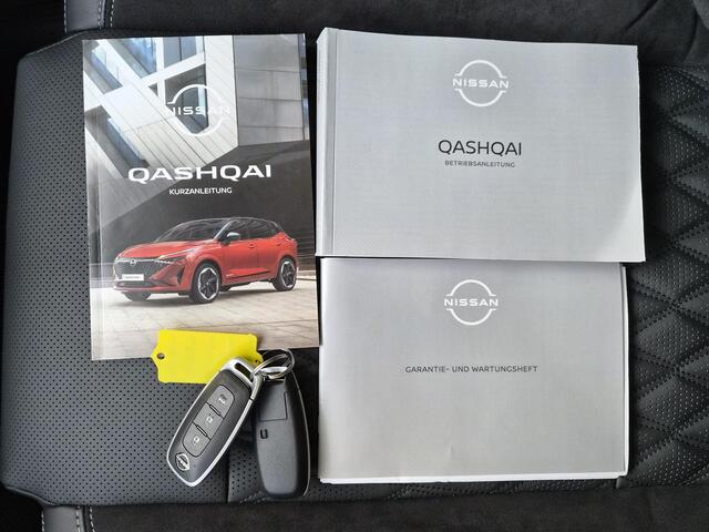 Nissan QASHQAI 1.3 MHEV Xtronic Tekna Plus / Panoramadak / Fabrieksgarantie tot 9-2028 / HUD / BOSE / ACC / Luxe Lederen Bekleding / StoelMassage / Stoel & Stuurwiel Verwarming / Elektr. Stoelen / Elektr. Achterklep / Memory Stoelen / All Season Banden /