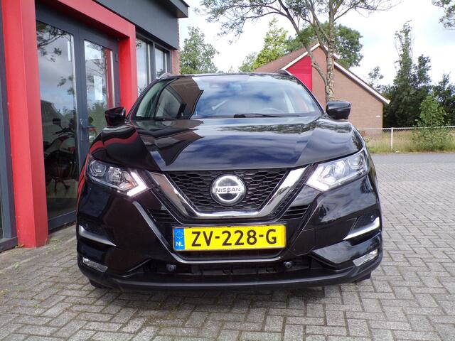 Nissan QASHQAI 1.3 DIG-T N-Connecta Pano Trekhaak Carplay Camera NAP!
