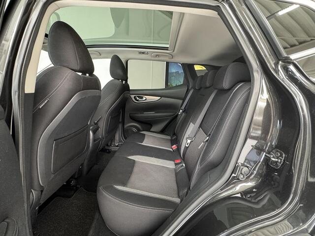 Nissan QASHQAI 1.3 DIG-T N-Connecta | Navigatie | 360° Camera | Trekhaak | Panoramadak | Stoelverwarming |