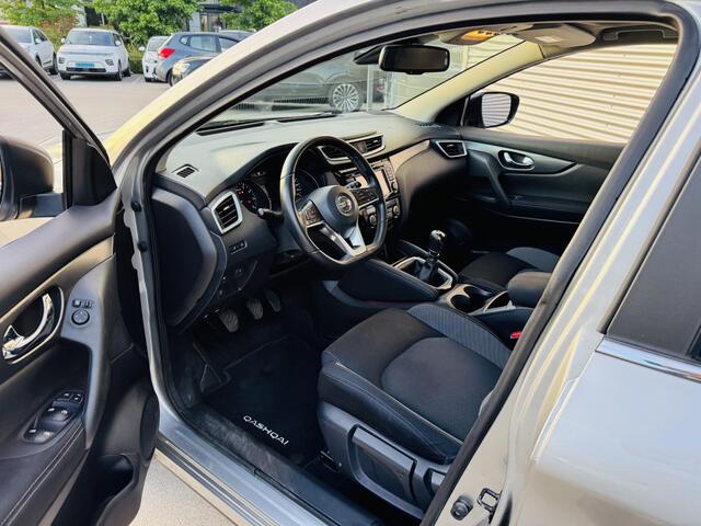 Nissan QASHQAI 1.6 N-Connecta Trekhaak | Navi | 360 Camera | Pdc | 1500kg Trekgewicht !!