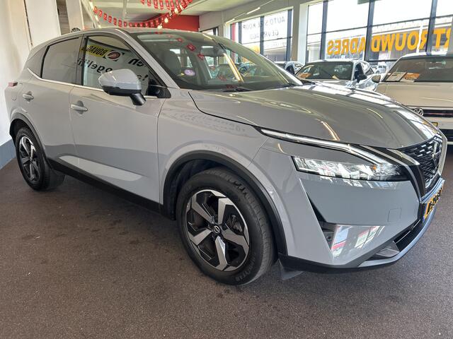 Nissan QASHQAI 1.3 MHEV Xtronic N-Connecta Automaat | 360 Camera | Afneembare trekhaak | Nardo grey | Digital dashboard | Adaptieve cruise control | Climate control | Nederlands geleverd | Lane assist | Apple carplay | Navigatie | Keyless | Dodehoeksdetectie