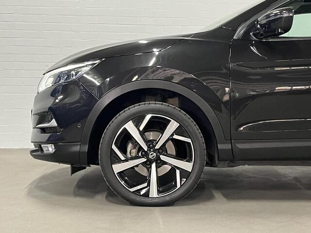 Nissan QASHQAI 1.3 DIG-T Tekna Trekhaak | Panorama dak | Adapt. cruise control | Stoelverwarming | Camera | Navigatie | Carplay | 360 camera