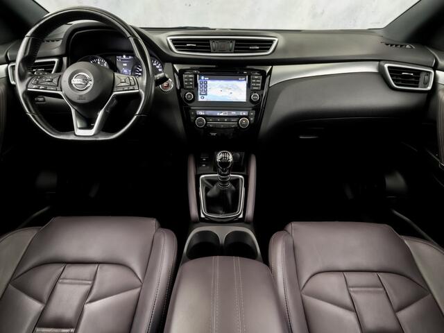 Nissan QASHQAI 1.2 Tekna + (PANORAMADAK, NAVIGATIE, 360 CAMERA, LEDER, BOSE AUDIO, ELEK SPORTSTOELEN, KEYLESS, STOELVERWARMING, GETINT GLAS, NIEUWE APK, NIEUWSTAAT)