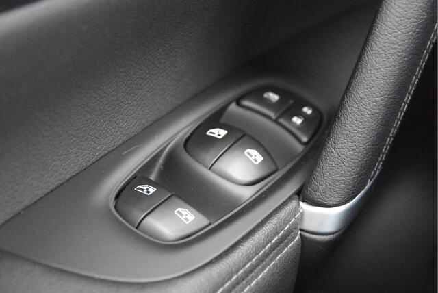 Nissan QASHQAI 1.2 Tekna