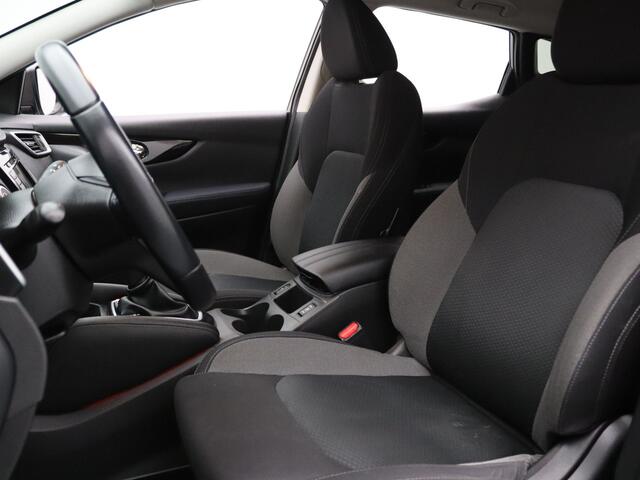 Nissan QASHQAI 160pk MHEV Xtronic Business Edition Apple Carplay/Android Auto | Trekhaak afneembaar.