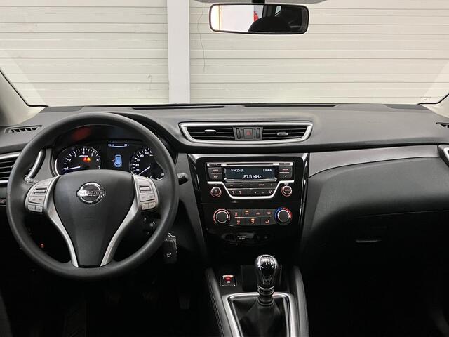 Nissan QASHQAI 1.2 Visia / NL Auto / 2e Eigenaar / Dealer Onderhouden / Trekhaak / Airco / Cruise Control / Bluetooth / Lichtmetalen Velgen /