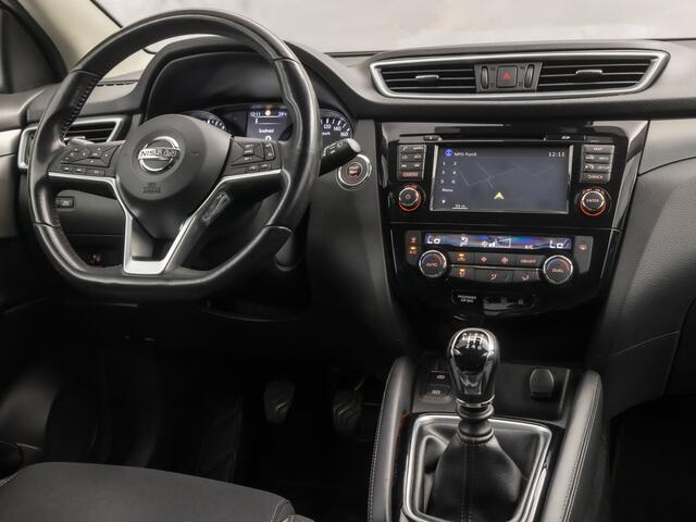 Nissan QASHQAI 1.2 N-Connecta (PANORAMADAK, NAVIGATIE, 360 CAMERA, GETINT GLAS, SPORTSTOELEN, CRUISE, NIEUWE APK, NIEUWSTAAT)
