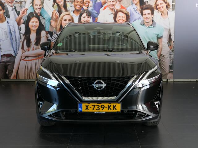 Nissan QASHQAI 1.3 MHEV Xtronic Tekna *1.800KG Trekgewicht!* Panoramadak - Allseasons - Dakrails - Trekhaak! - Headup display