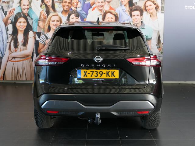 Nissan QASHQAI 1.3 MHEV Xtronic Tekna *1.800KG Trekgewicht!* Panoramadak - Allseasons - Dakrails - Trekhaak! - Headup display