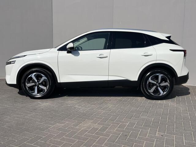 Nissan QASHQAI 1.3 MHEV N-Connecta / Trekhaak (1.400KG) / Panoramadak / Airco / Apple Carplay&Android Auto / Full-Map Navigatie / Dode Hoek Detectie / 360 Camera /