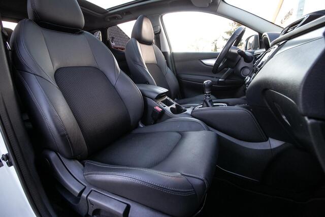 Nissan QASHQAI 1.2 Tekna Trekhaak | Panodak | Cruise | 360 cam | Stoelverw. | Nav | Voorruitverw.