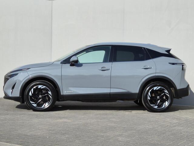 Nissan QASHQAI 1.5 e-Power N-Connecta / Facelift / Panoramadak / All season banden / Rondomzicht camera / Adaptief cruise control / Draadloze telefoon lader / Apple Carplay Android Auto / Climate control / Navigatie / Keyless Entry/Start / Parkeersensoren voor en achter