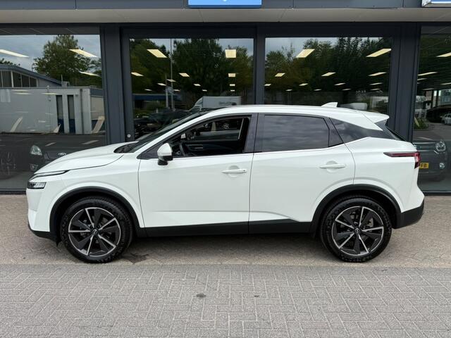Nissan QASHQAI 1.3 MHEV Tekna Plus. Panorama Full options!!