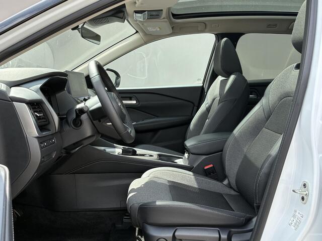 Nissan QASHQAI 1.5 e-Power N-Connecta / Fabrieksgarantie t/m 12-2028 / Pack Easy / Facelift / Navigatie / 360 Camera / Dodehoek Detectie / Apple Carplay/Android Auto / Adaptieve Cruise Control /