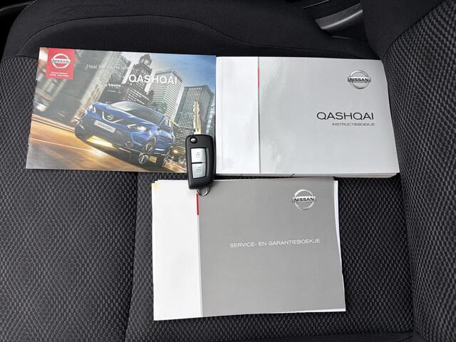 Nissan QASHQAI 1.6 Acenta 163PK / Trekhaak (1500 KG) / Cruise control / 100% dealeronderhouden / Lichtmetalen velgen / Parkeersensoren voor + achter