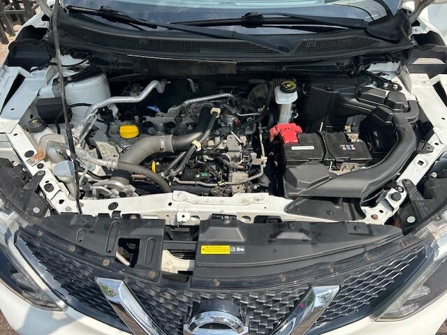 Nissan QASHQAI 1.2 N-Connecta PANO NAVI CAMERA TRHK.