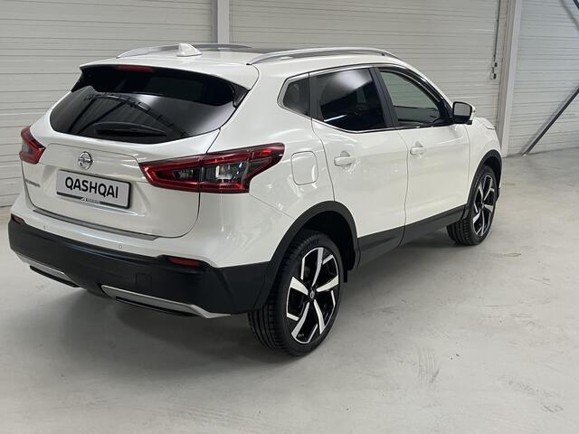 Nissan QASHQAI 1.3 DIG-T Tekna / handgeschakeld / Dealer onderhouden / Panoramadak