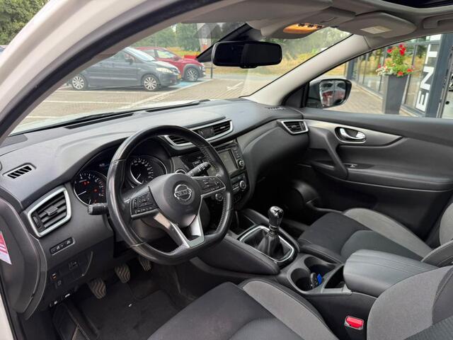 Nissan QASHQAI 1.3 DIG-T N-Connecta *Trekhaak & Navigatie*
