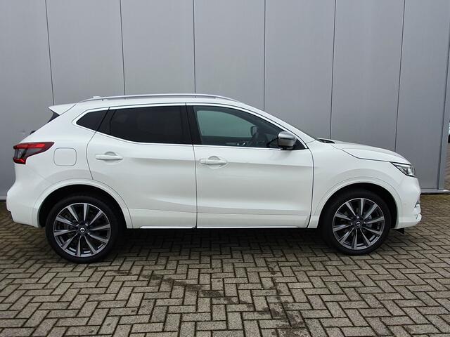 Nissan QASHQAI 1.3 DIG-T 160 Pk Tekna Plus Navigatie, Panoramadak, Leder, 19"Lm, Trekhaak, LED, Climate Control, Cruise Control