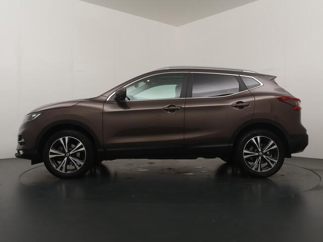 Nissan QASHQAI 1.2 N-Connecta - Navigatie - Panoramadak - Climate Control - Trekhaak
