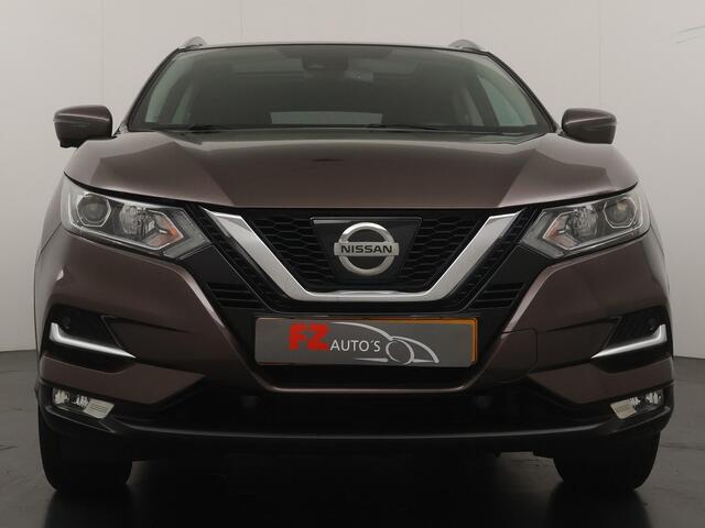 Nissan QASHQAI 1.2 N-Connecta - Navigatie - Panoramadak - Climate Control - Trekhaak