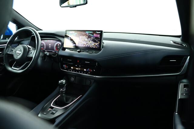 Nissan QASHQAI 1.3 MHEV Tekna / Pano / Pilot assist / HUD / CarPlay