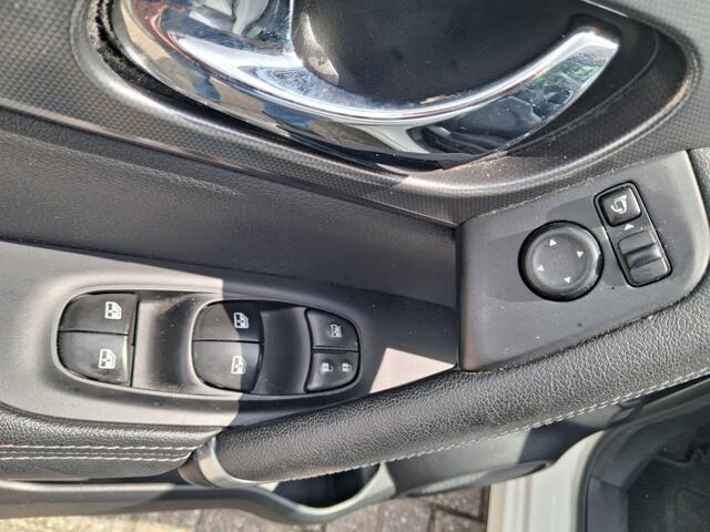 Nissan QASHQAI 1.2 N-Connecta Automaat