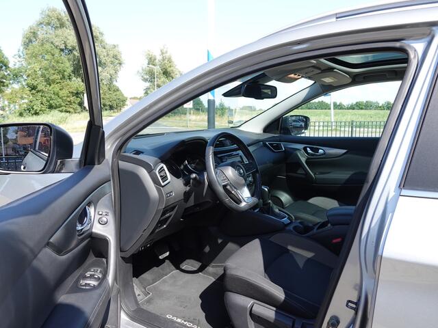 Nissan QASHQAI 1.3 DIG-T AUT. N-Connecta PANO | LMV | CRUISE | CAMERA | ECC