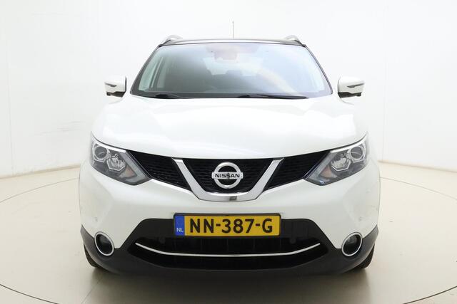 Nissan QASHQAI 1.6 Tekna 163pk | Lederen Bekleding | Navigatie | Climate Control | Camera | Trekhaak | Panoramadak | 1.500kg Trekgewicht