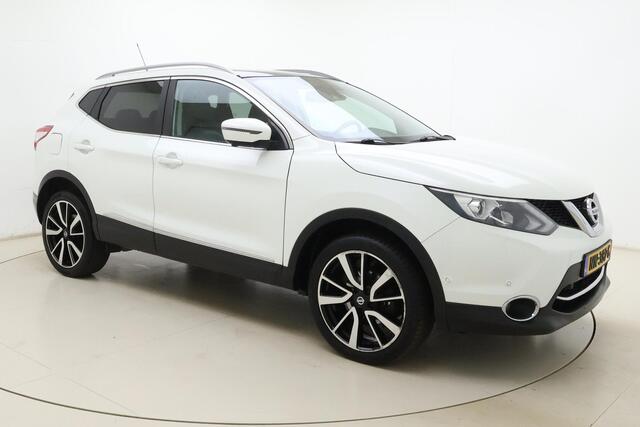 Nissan QASHQAI 1.6 Tekna 163pk | Lederen Bekleding | Navigatie | Climate Control | Camera | Trekhaak | Panoramadak | 1.500kg Trekgewicht