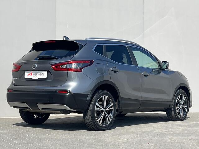 Nissan QASHQAI 1.3 DIG-T N-Connecta / Dealer onderhouden / Panorama dak / 1.500 kg trekgewicht / Navigatie / Camera 360° / Apple Carplay Android / Stoelverwarming / 18" LM wielen & All Season banden /
