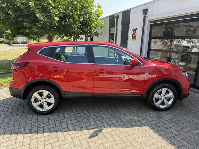 Nissan QASHQAI 1.3 DIG-T Acenta Automaat | Achteruitrijcamera | Trekhaak | Cruise Control | Climate Control | Zeer nette auto!