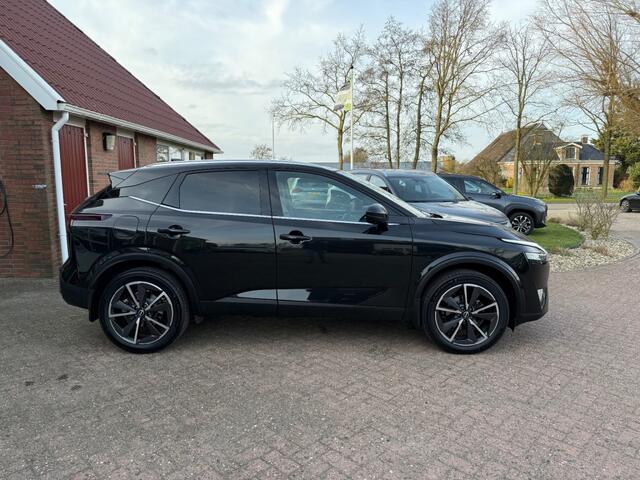 Nissan QASHQAI 1.3 TEKNA + 360° Camera/Trekhaak/Winter Pakket/Leder