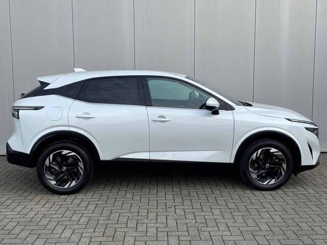 Nissan QASHQAI 1.3 MHEV N-Connecta Automaat Nieuw Model Navigatie, Climate Control, Adaptive Cruise Control, LED, Stoel/Stuurverwarming, 360 Camera