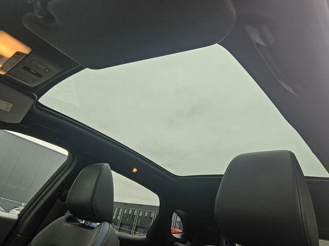 Nissan QASHQAI 1.3 MHEV Tekna / Trekhaak 1800KG / Adaptief Cruise Control / Panoramadak / Elektrisch Verstelbare Bestuurdersstoel / Head- Up Display / 360 Graden Camera / Elektrische Achterklep / Apple Carplay & Android Auto / Draadloze Telefoon Lader / Navigatie / Clim