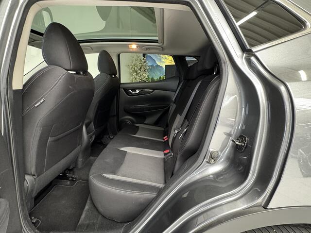 Nissan QASHQAI 1.3 DIG-T Design Edition | 360° Camera | Navigatie | Trekhaak | Apple CarPlay / Android Auto | Panoramadak | Stoelverwarming |