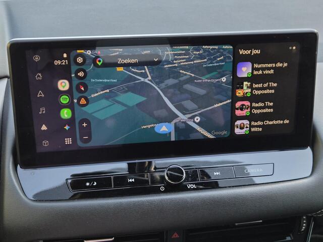 Nissan QASHQAI 1.5 e-Power N-Connecta / Adaptief cruise control / Keyless Entry/Start / Rondomzicht camera / Apple Carplay Android Auto / Draadloze telefoon lader / Parkeersensoren voor en achter / Climate control /