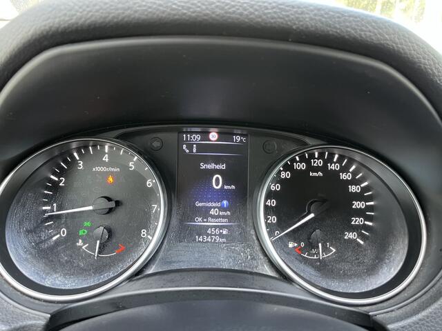Nissan QASHQAI 1.2 Tekna + Ecc/Navi/Pano/Trekhaak