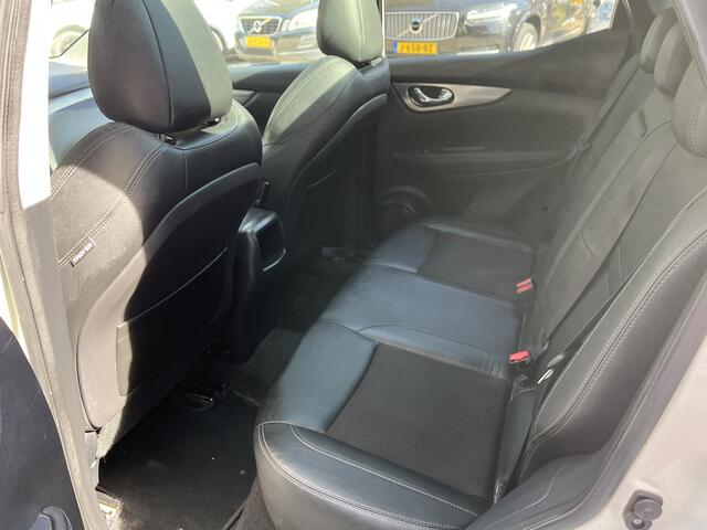Nissan QASHQAI 1.2 Tekna + Ecc/Navi/Pano/Trekhaak