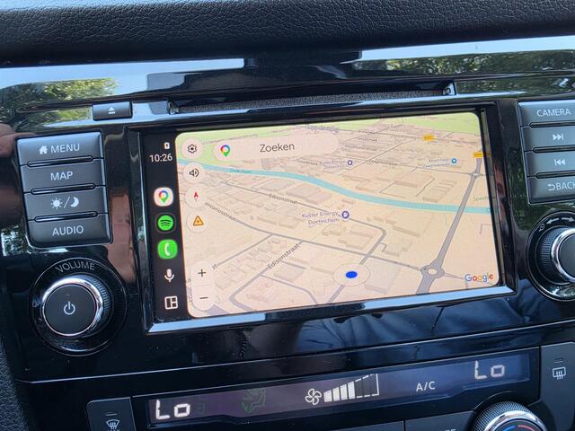 Nissan QASHQAI 1.3 DIG-T N-Connecta / Trekhaak / Stoelverwarming / 360 Graden Camera / Apple Carplay & Android Auto / Climate Control / Navigatie /