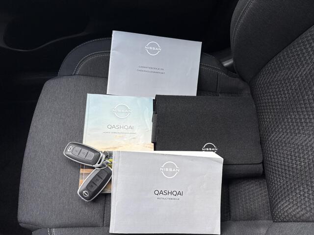 Nissan QASHQAI 1.3 MHEV N-Connecta / Trekhaak 1400KG Trekgewicht / Panorama dak / Cruise Control / Airco / All-season banden /