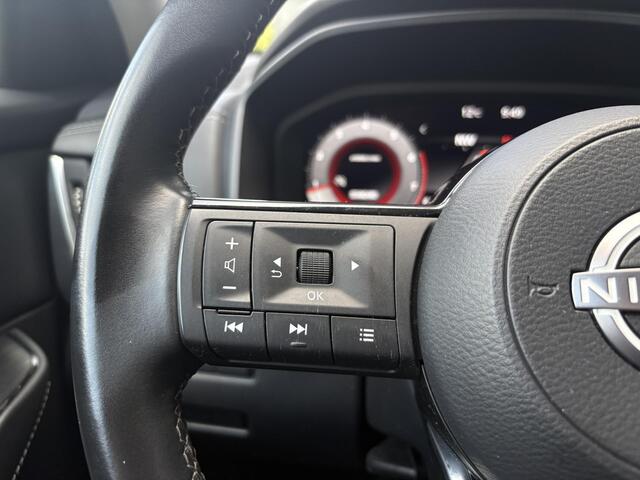 Nissan QASHQAI 1.3 MHEV N-Connecta / Trekhaak 1400KG Trekgewicht / Panorama dak / Cruise Control / Airco / All-season banden /