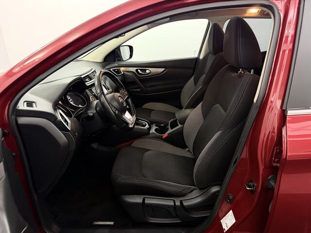 Nissan QASHQAI 1.2 N-Connecta Panoramadak, 360 Camera, Navi, Keyless start, Cruise control, Clima, Lichtmetalen velgen, Mistlamp
