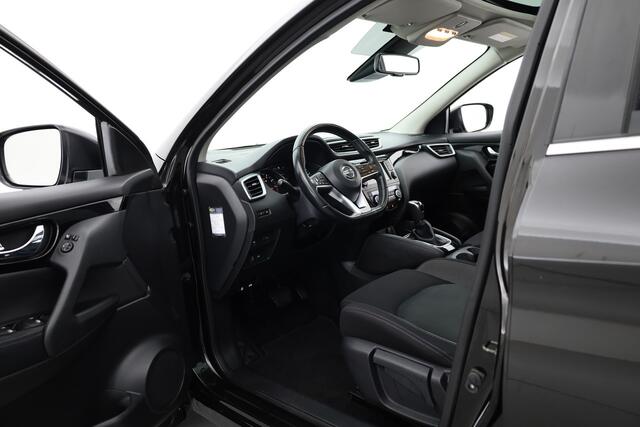 Nissan QASHQAI 1.3 DIG-T 160pk! N-Connecta | Rijklaar! | Trekhaak | Design Pakket | Stoelverw. | 360*+PDC | Keyless | LED | Cruise | NAV+App.Connect | E-Spiegels | 18'' V