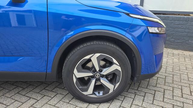 Nissan QASHQAI 1.3 MHEV N-Connecta 140pk Navi, Camera 360gr Led, Panoramadak, Trekhaak.