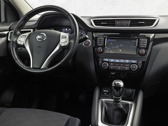 Nissan QASHQAI 1.2 N-Connecta (PANORAMADAK, NAVIGATIE, 360 CAMERA, SPORTSTOELEN, GETINT GLAS, TREKHAAK, CRUISE, NIEUWSTAAT)