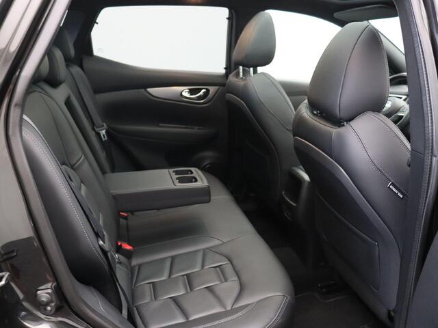 Nissan QASHQAI 1.3 DIG-T Tekna + | Automaat | Trekhaak | 1500 KG | Stoelverwarming |