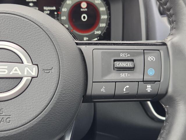 Nissan QASHQAI 1.3 MHEV Tekna / NL Auto / Trekhaak 1400 KG / Panoramadak / All Seasonbanden / Half Lederen Bekleding / Navigatie / Elektrische Kofferbak / Adaptive Cruise Control / Climate Control / 360 Graden Camera /